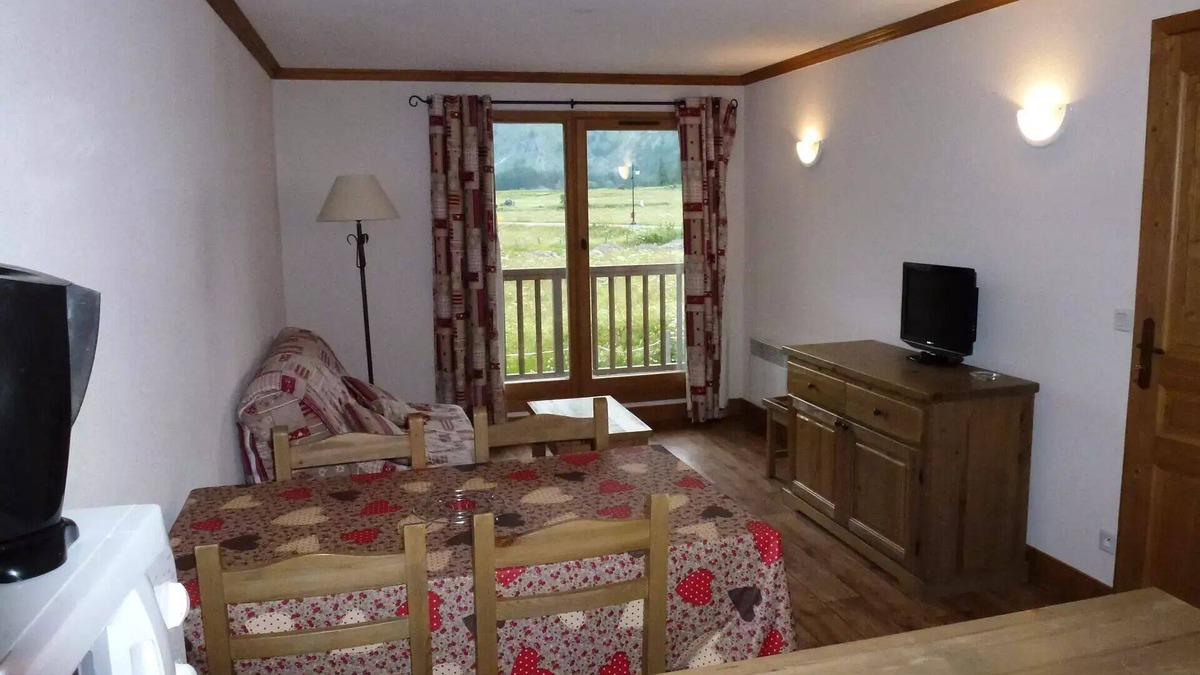 Bessans Apartment | Le Clos Vanoise Residence - 2 Rooms for 6 Persons