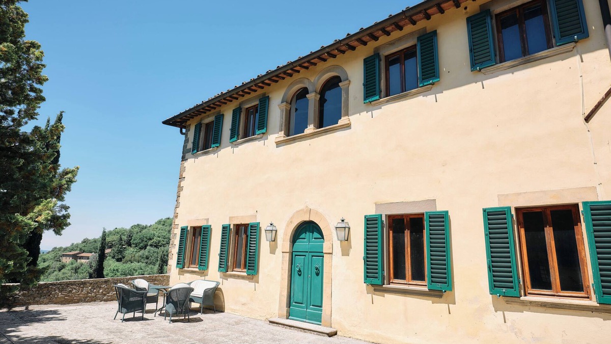 Greve in Chianti House | Le Convertoie: Tuscan Villa with Pool & History