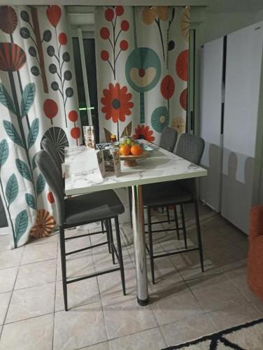 Saint-Maurice-de-Beynost Apartment | Le cosy Chic
