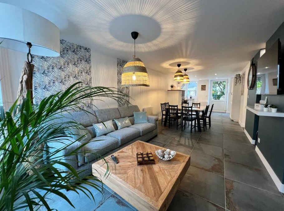 Grandcamp-Maisy House | Le Crabe Vert