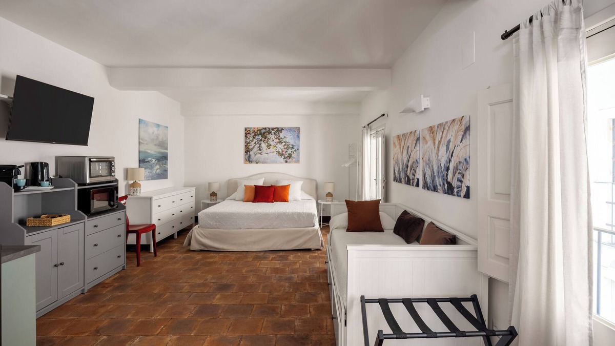 Acireale House | Le Dimore del Corso Acireale II Sicily Stay near Catania Taormina, the Sea, Etna