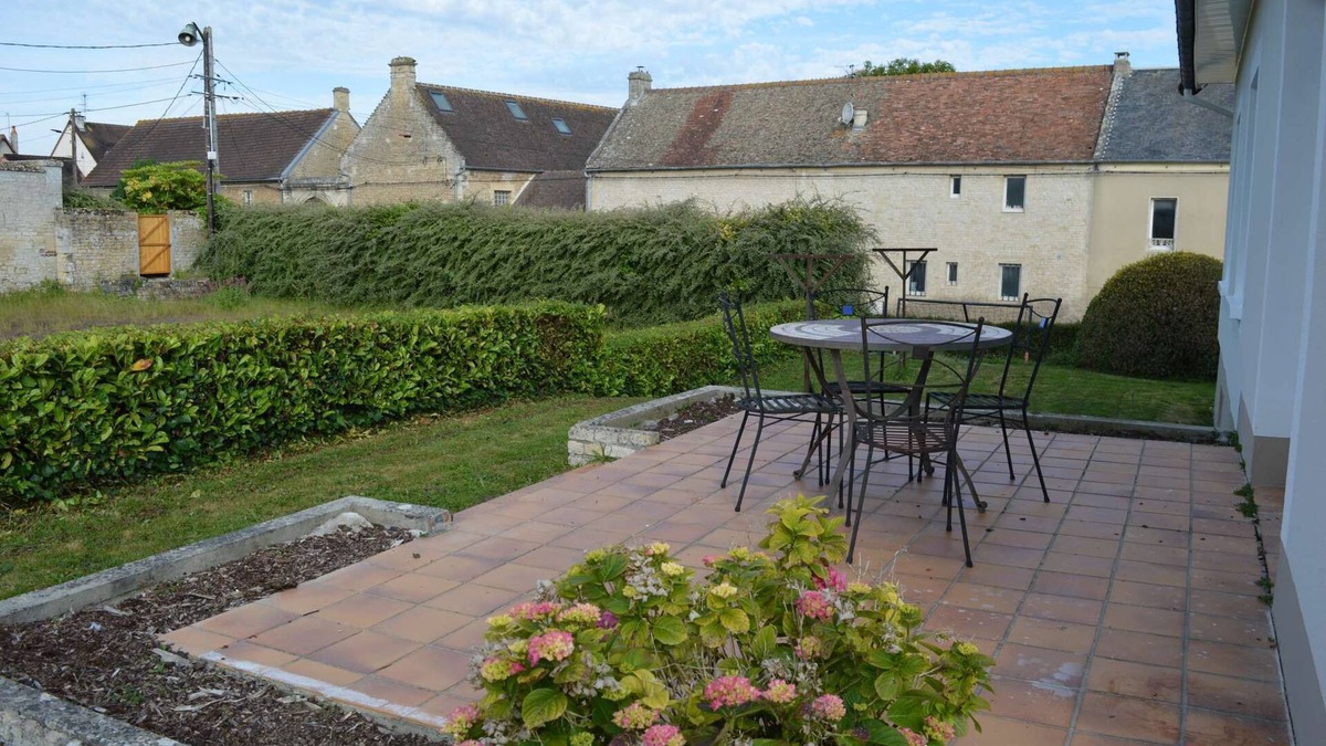 Cresserons House | Le Dortoir, Maison Familiale - Jardin - 5km mer