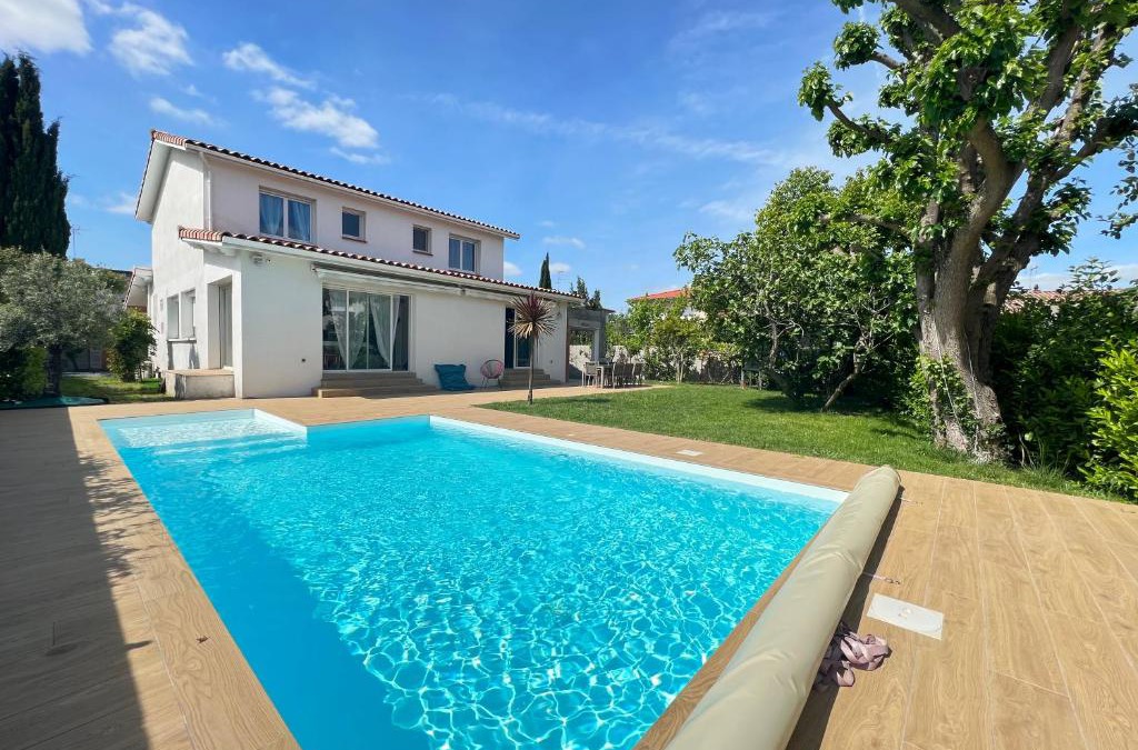 Tournefeuille House | Le Duck : Maison Familiale avec Piscine & Jardin