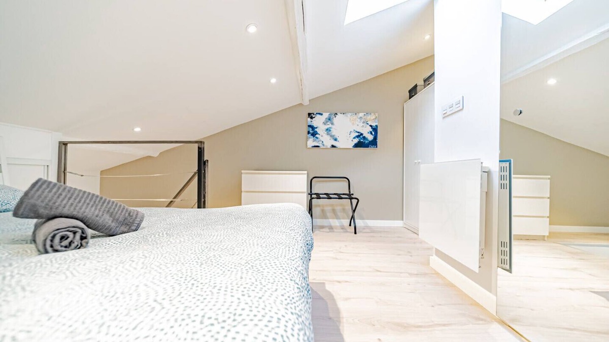 Villette Gare Apartment | Le Duplex - charmant 4 pers- Part Dieu