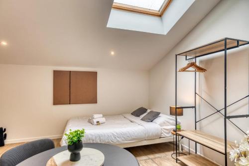 Bussiere - Cadiere Apartment | Le Factory - Studio contemporain - Proche métro B