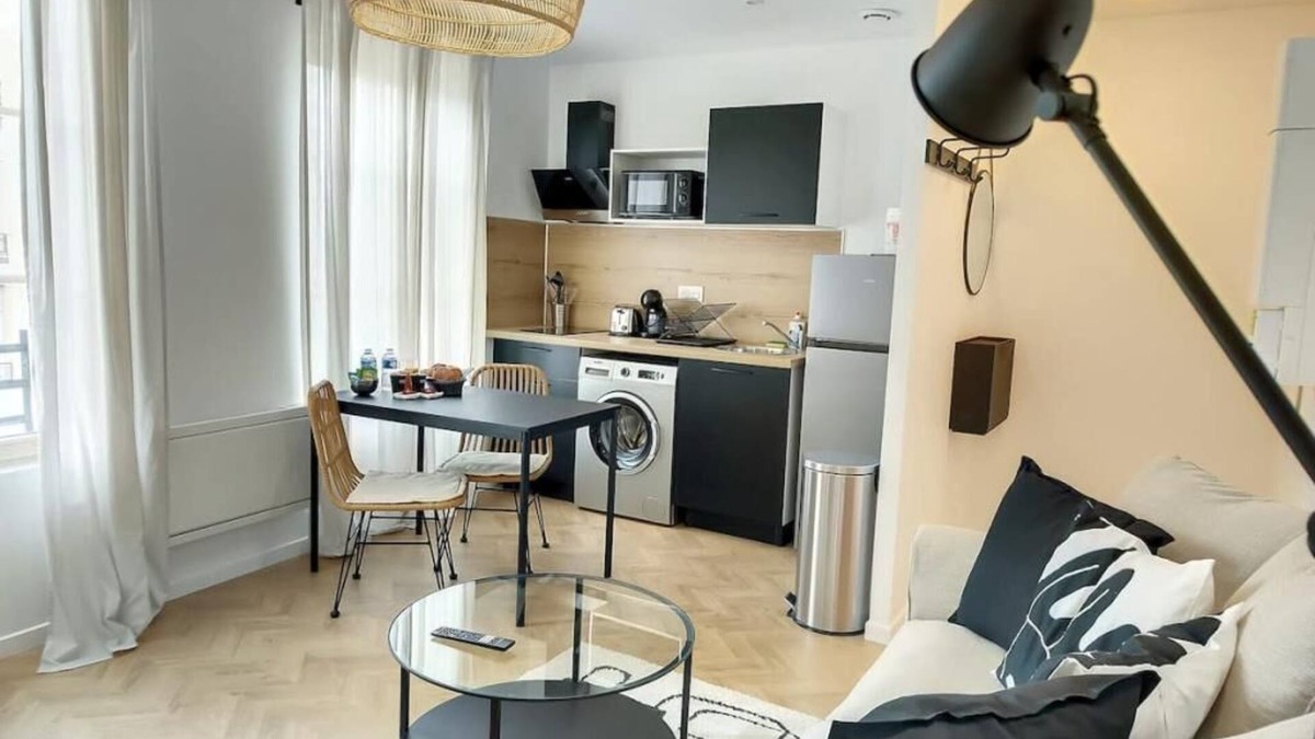 Saint-Quentin Apartment | Le Fleur de Coton