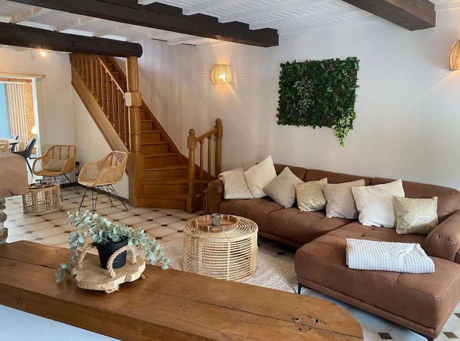 Hargnies House | Le gîte de l’arbre