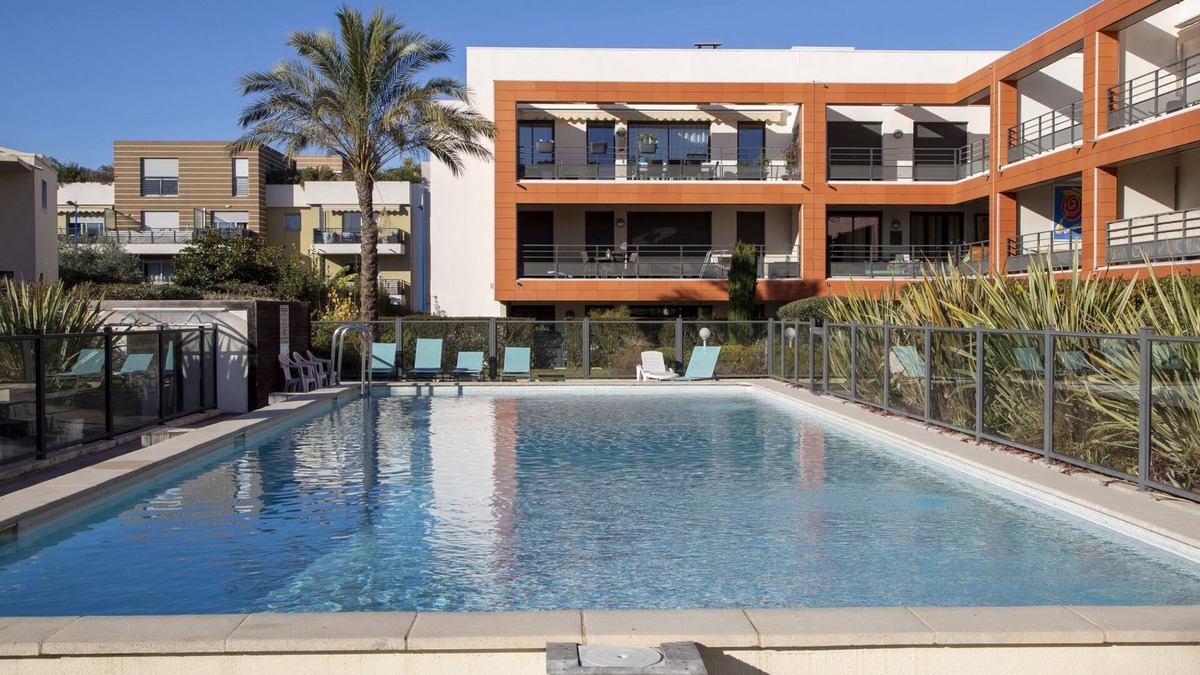 Villeneuve Loubet Beach Apartment | Le Garden Beach by Interhome