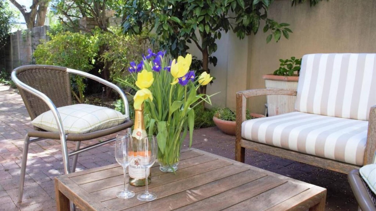 Franschhoek House | Le Habitat 6 - Chic Townhouse in heart of Winelands