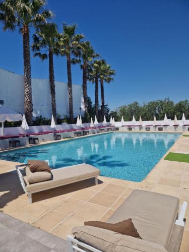 Naturist Village Hotel | Le Jardin de Babylone Résidence Festive & Naturiste "réservé aux couples uniquement"