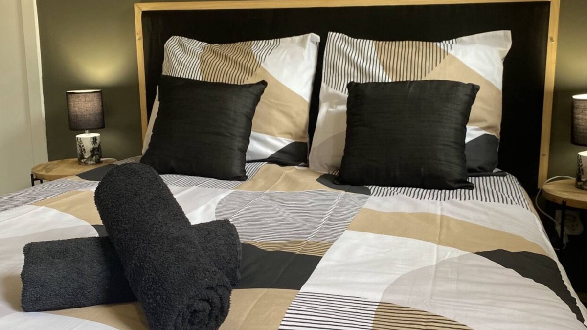Gisors Condo | Le Jungle, Appartement Proche Commerces
