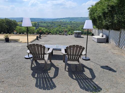 Bures-les-Monts Apartment | Le Lodge Serene Self Catering