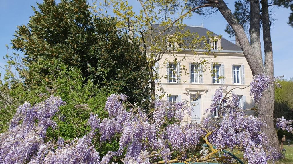 Epargnes Bed & Breakfast | Le Logis d'Epargnes B&B and Gite