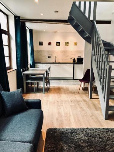 Old Lille Apartment | Le Madame Little Appart’Hotel