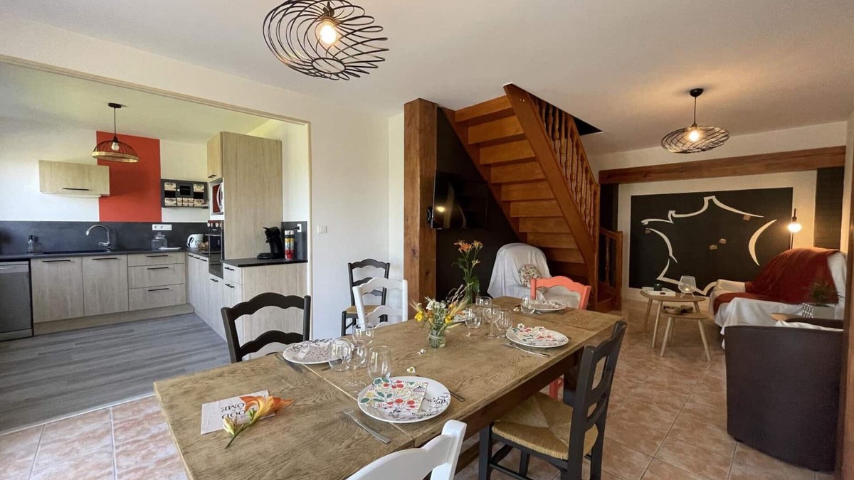 Saligny-sur-Roudon Cottage | Le Mailloux: Nature, Comfort and Hiking