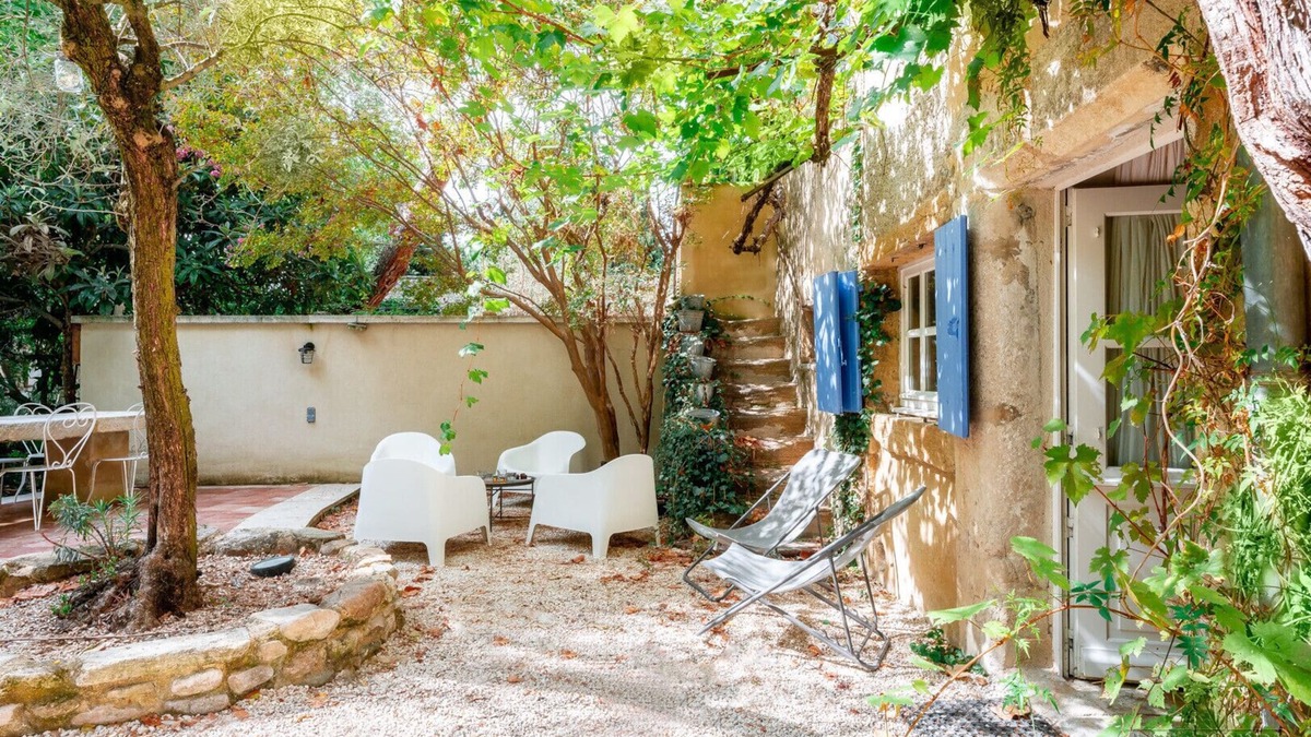 Valreas Cottage | "Le Mas des Platanes", La Passerelle, holiday cottage in Provence