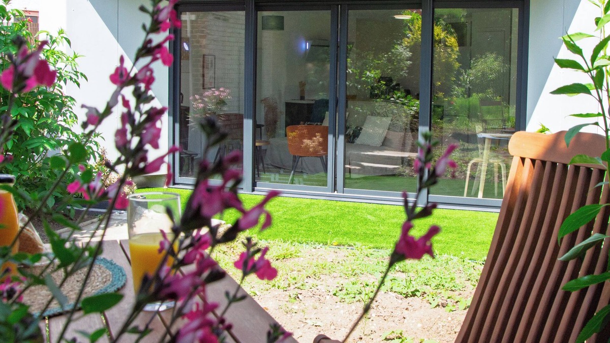 Bethune Apartment | Le Matisse - Hyper Centre-Luminous-Quiet garden