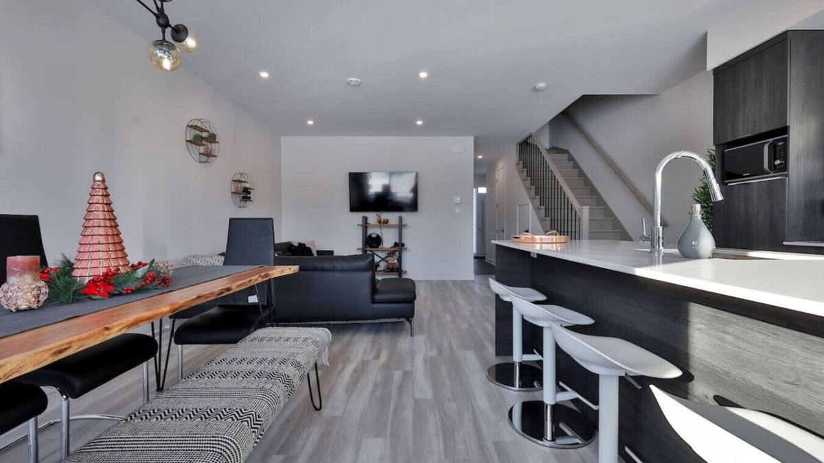 Mirabel House | Le Merlot 3 bedrooms townhouse
