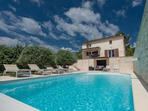 Apt House | Le Mistral