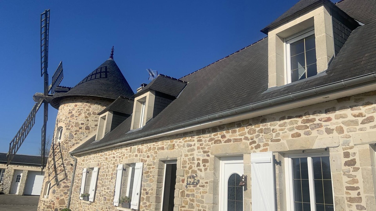 Montebourg House | LE Moulin Avec Piscine Desmee