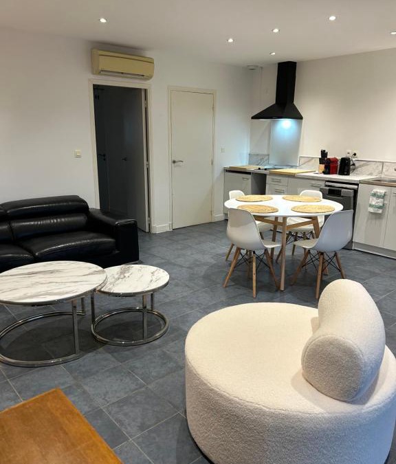 Aussonne Apartment | Le Mounestié