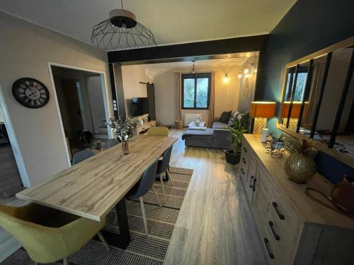 Pin - Vert Galant Apartment | Le Paddock - 24 Heures du Mans