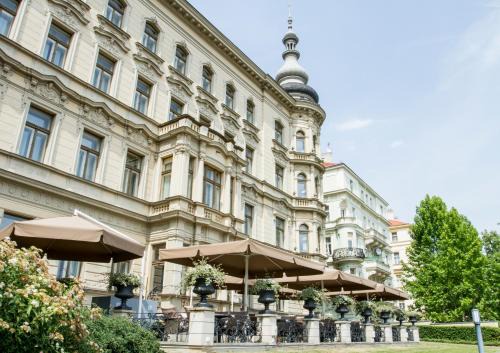 Prague 2 Hotel | Le Palais Art Hotel Prague