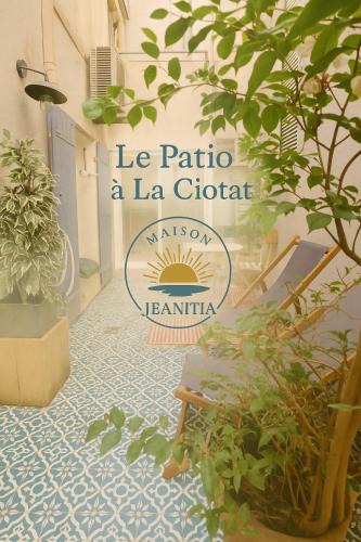 La Ciotat Apartment | Le Patio