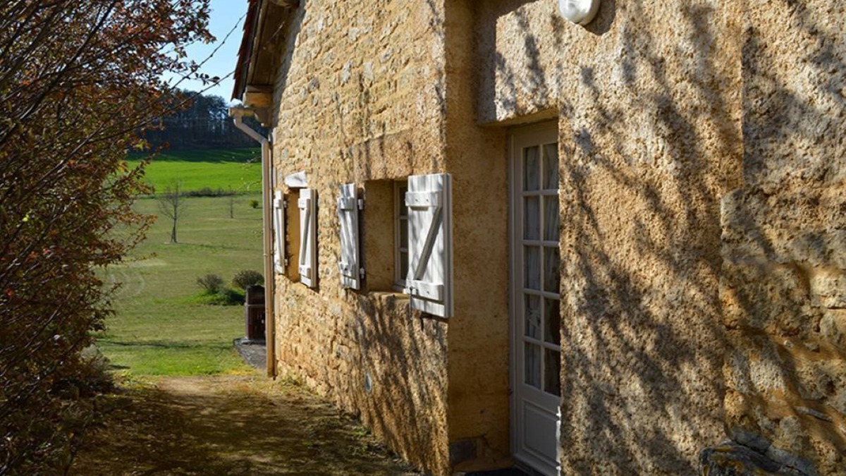 Jayac House | LE PECHER Charming cottage with Golf