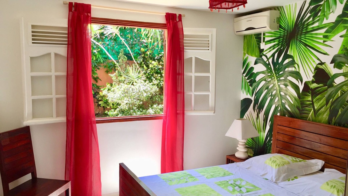 L'Houezel Apartment | Le Pélican Rouge : Pleasant T2, with SPA, ideal for your vacations in Guadeloupe