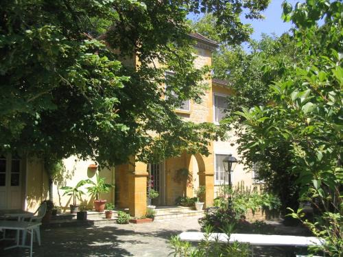 Coux-et-Bigaroque-Mouzens Hotel | Le Petit Chaperon Rouge