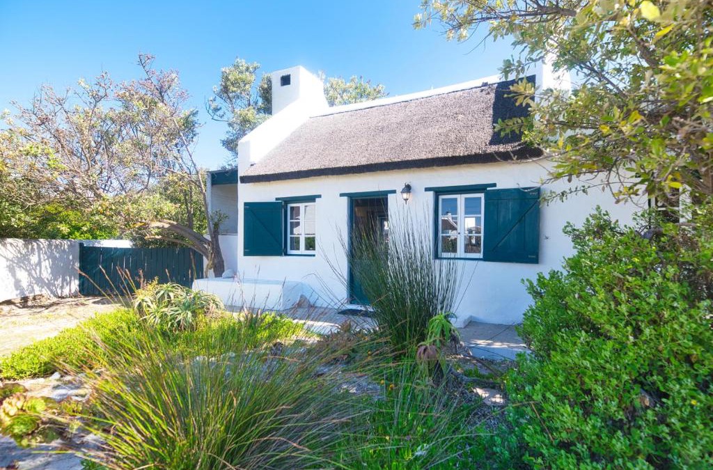 Struisbaai House | Le Petit Cottage In Langezandt Struisbaai