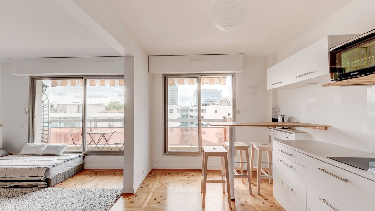 Cœur de Ville Apartment | Le philosophe - La Défense/Wifi/Parking