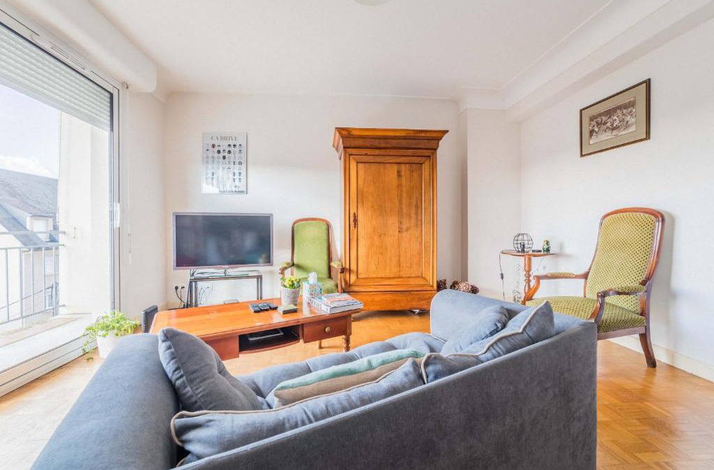 Brive-la-Gaillarde Apartment | Le Refuge de l'Écrivain - 2 Chambres