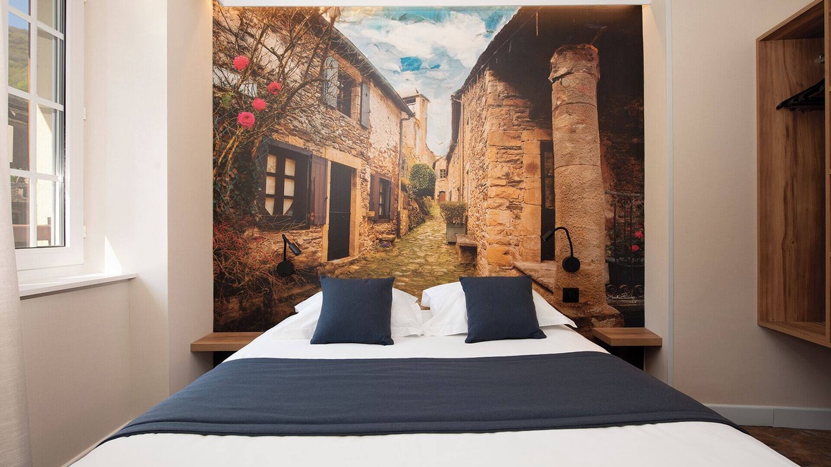 Brousse-le-Chateau Hotel | Le Relays du Chasteau
