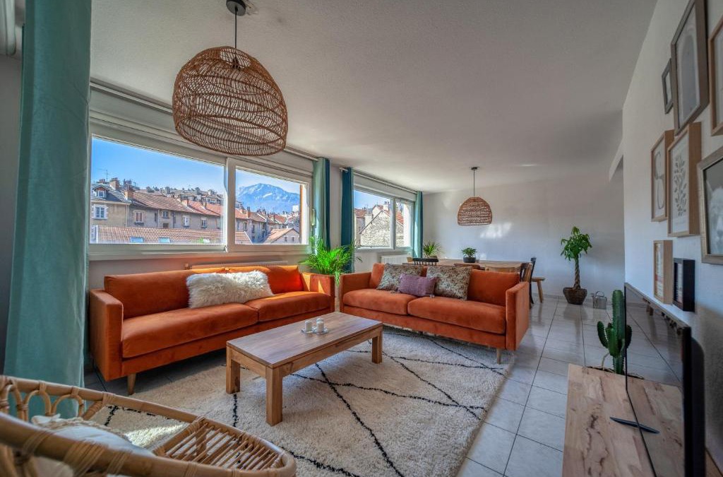 Quartier Hyper-Centre Apartment | Le Reverso, T6 en duplex & vue incroyable