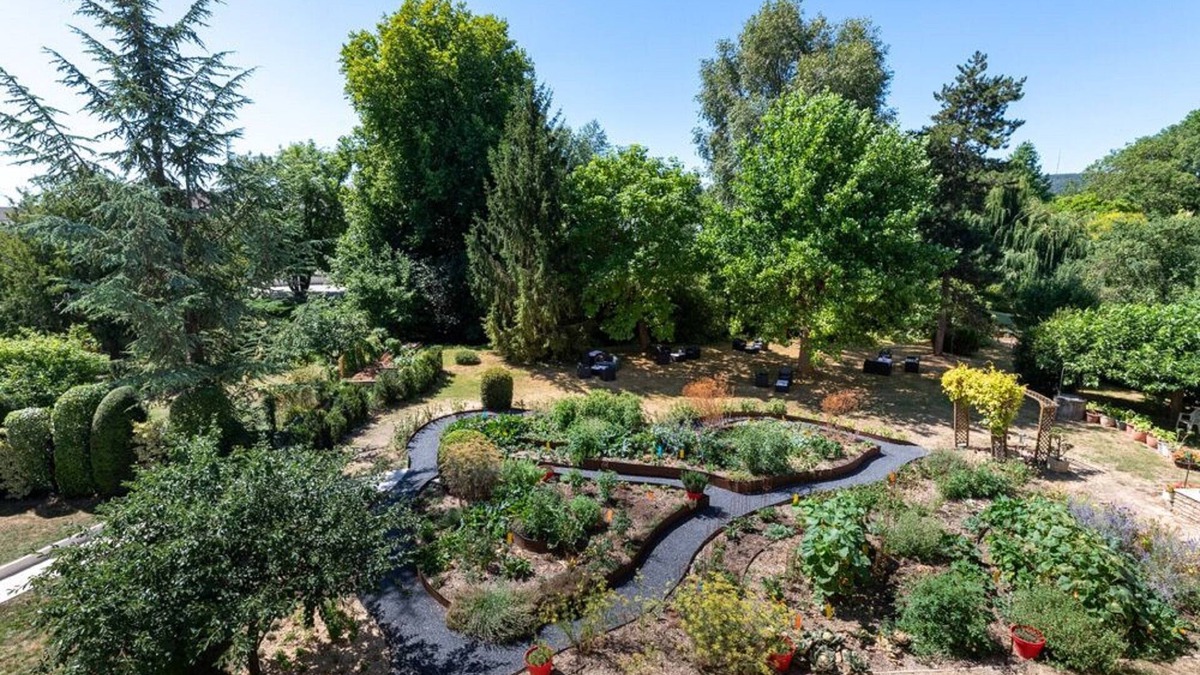 Vosne-Romanee Hotel | Le Richebourg Hotel Restaurant & Spa