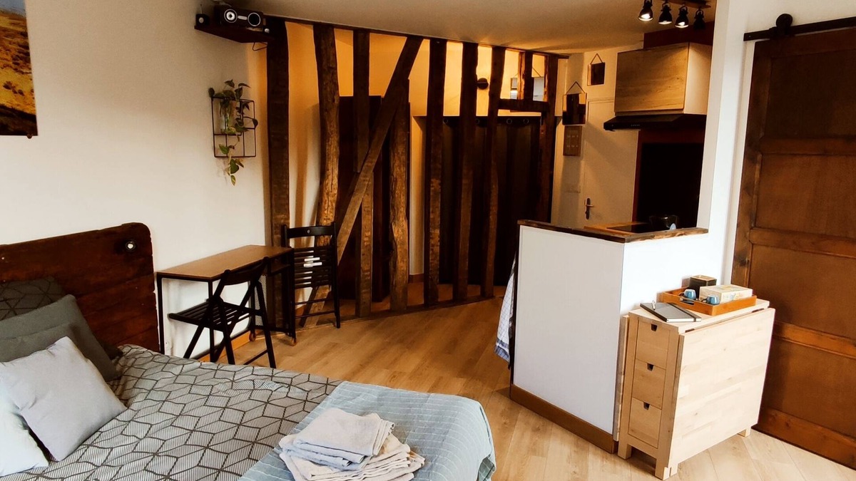 Limoges Apartment | Le Rouge du Pont St Etienne