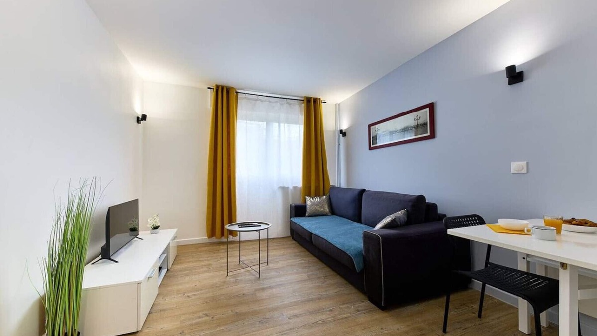 Cormeilles-en-Parisis Apartment | Le Saint-Paul 1 bed