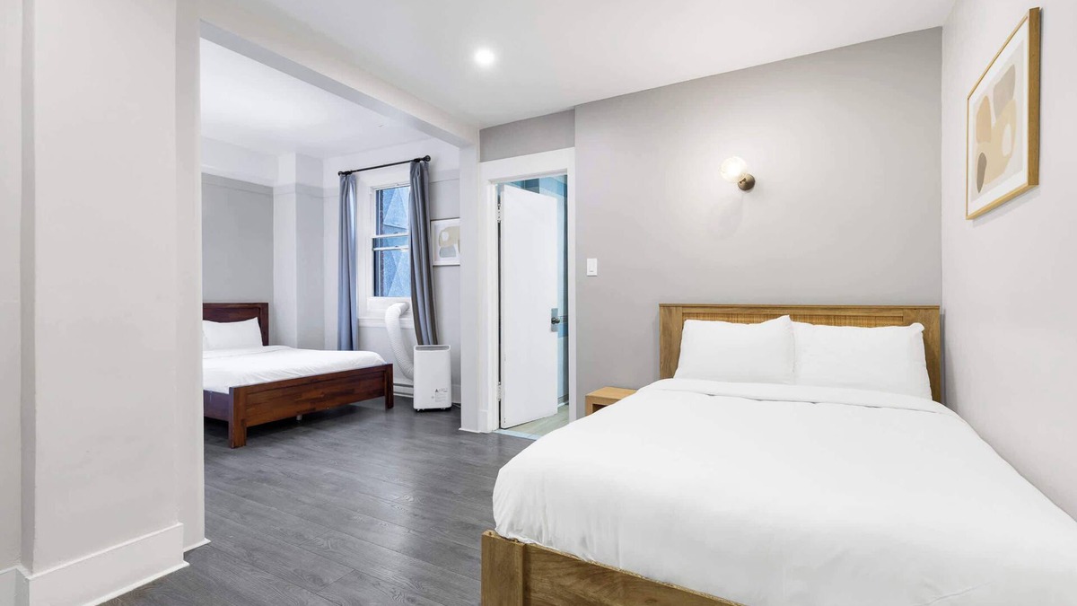 Quartier des Spectacles Hotel | Le Sand & Stone Hôtel- Quartier des Spectacles