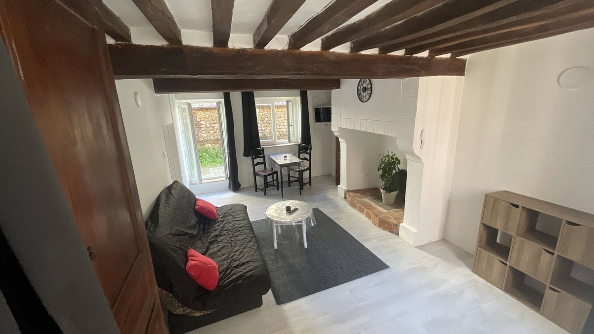 Pont-Audemer Apartment | Le Studio Aristide