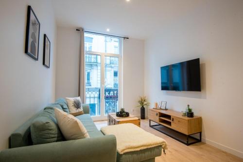 Downtown Angers Apartment | le tanger