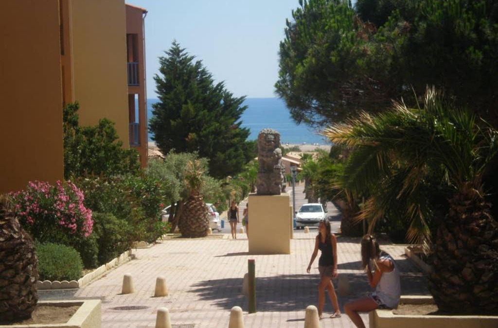 Saint-Pierre-la-Mer Apartment | LE THYMAG - T2 2 personnes à 600m de la plage-avec wifi