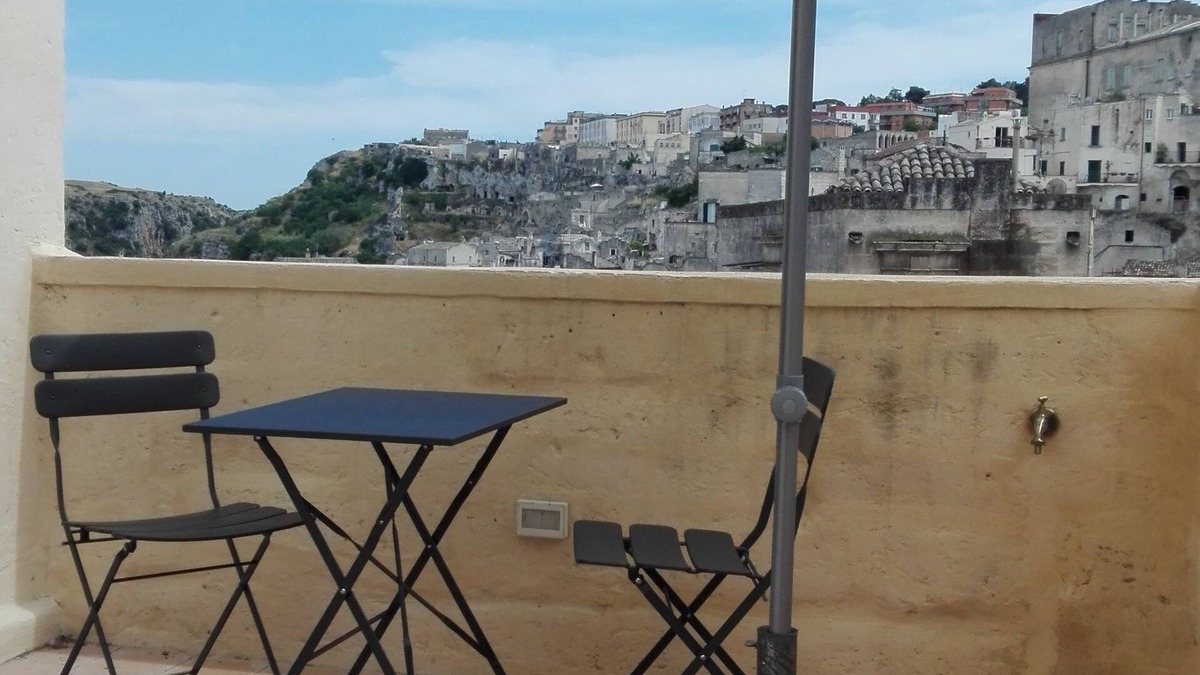 Sasso Caveoso House | Le Tre Vie Apartment & Room