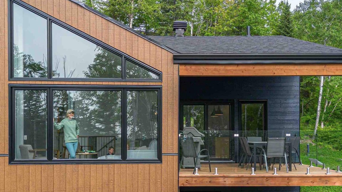 Baie-St-Paul Ski Chalet | Le Verseau 148 Horizon Views, Hike, Spa and Relax