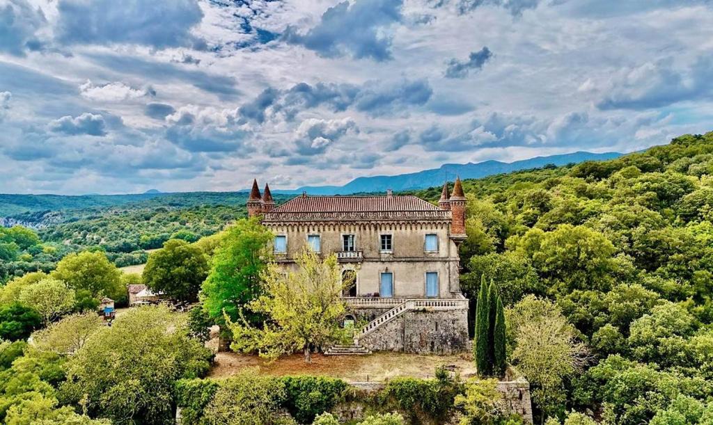 Brissac House | Le Villarel