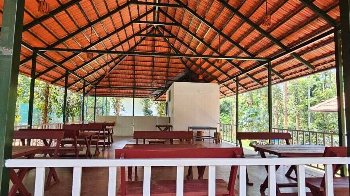 Sulthan Bathery Bed & Breakfast | Le Vista Resort - Wayanad