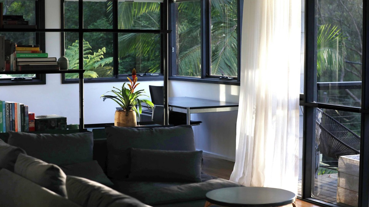 Stanwell Park House | Leafy beachside retreat