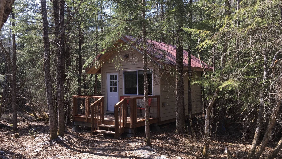 Bear Creek Cabin | Leafy & Enchanting Fern Cabin6 W/Queen Bed