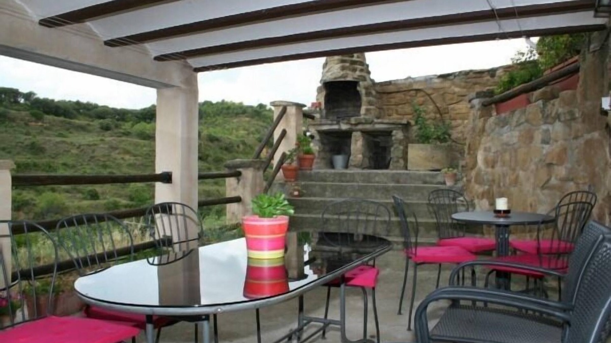 Murillo de Gallego Cottage | Leandrón House for 11 people